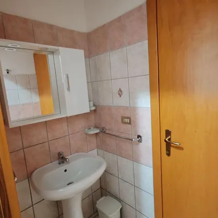 By Interhome Simius